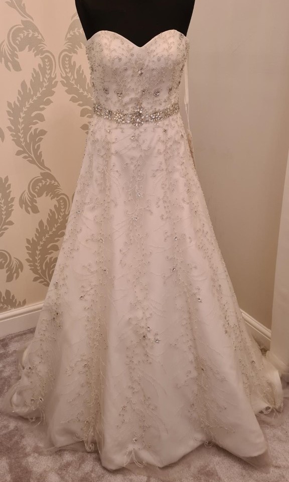 Elite Bridal off the peg - Size 8 & 10 only