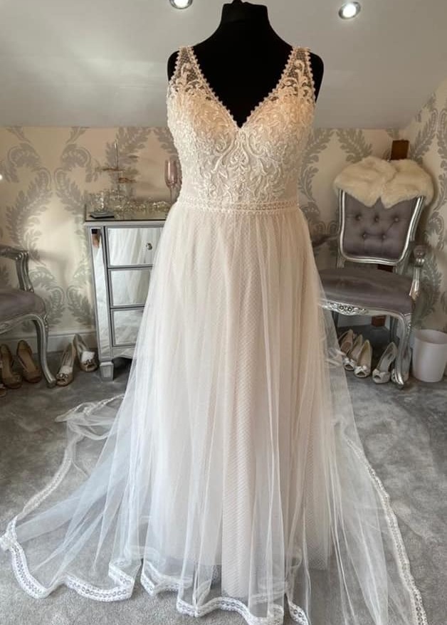 British Bridal Blush - Size 18